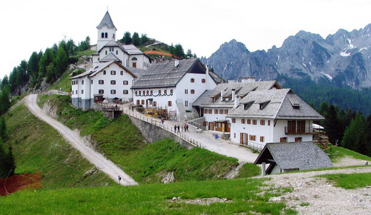 tarvisio szoveg kozott